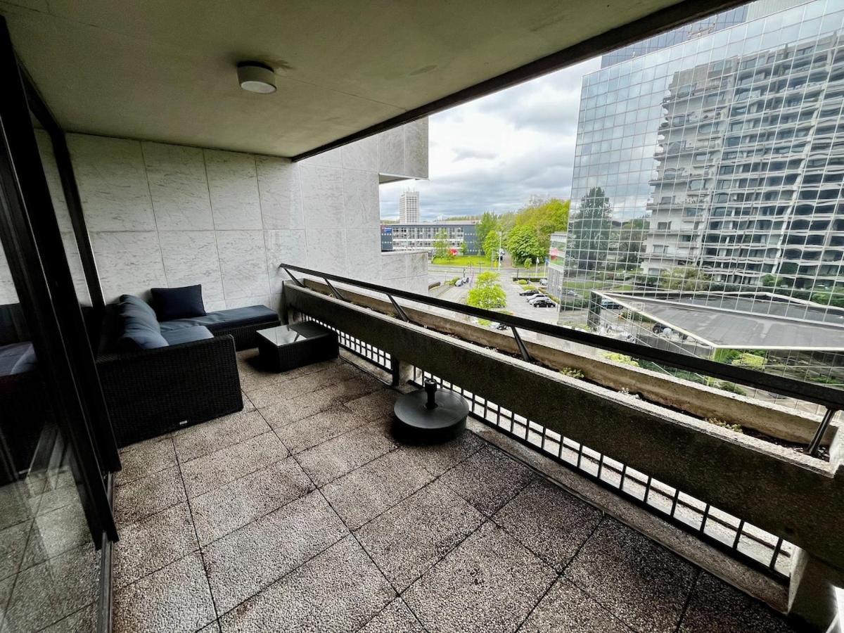 Big Apartment With Parking In Antwerpen Eksteriør billede